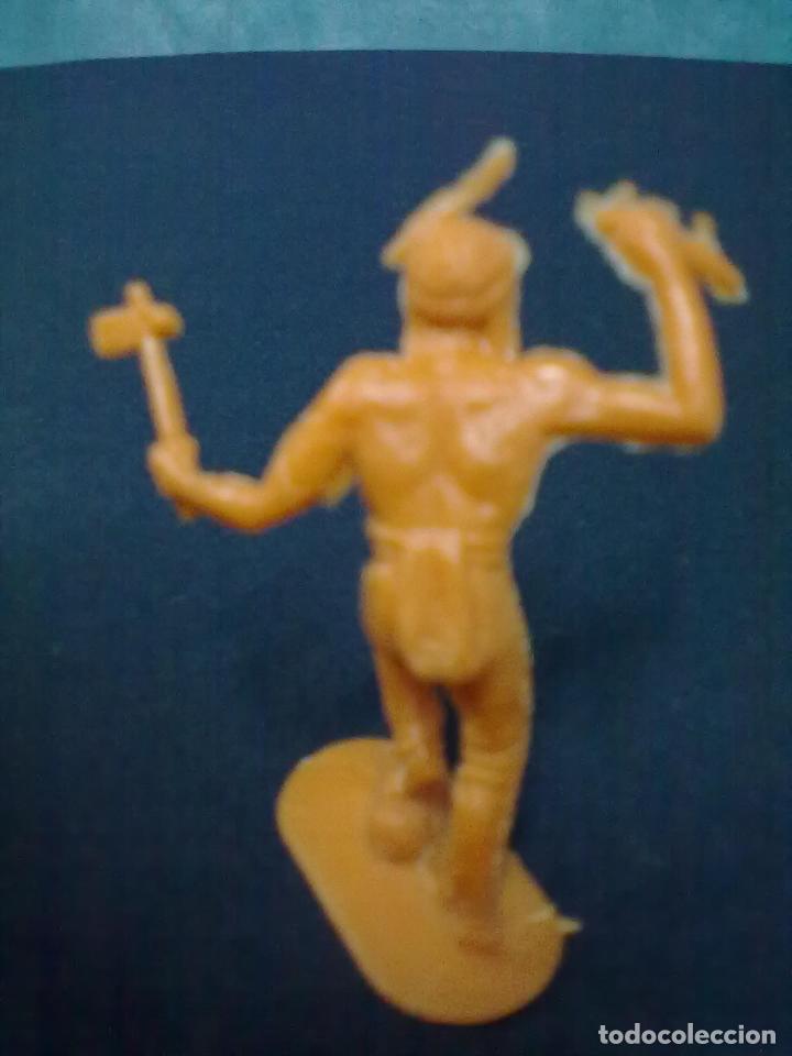 Figuras de goma y PVC: GUERRERO INDIO CON HACHA - Foto 2