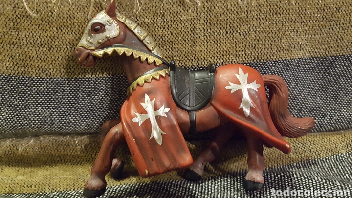 Figuras de goma y PVC: Figura pvc Caballo medieval simba - Foto 1