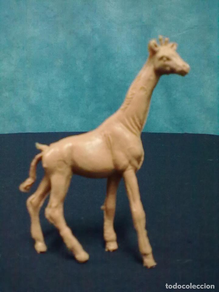 Figuras de goma y PVC: JIRAFA - Foto 1