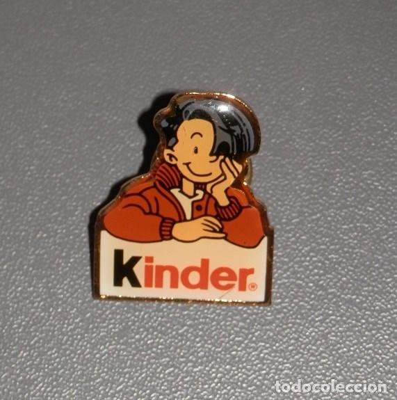 Figuras de goma Kinder: PIN KINDER SUPRISE - Foto 1