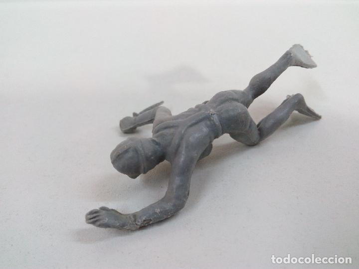 Figuras de goma y PVC: SUBMARINISTA - Foto 2