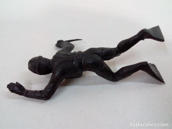 Figuras de goma y PVC: SUBMARINISTA - Foto 3