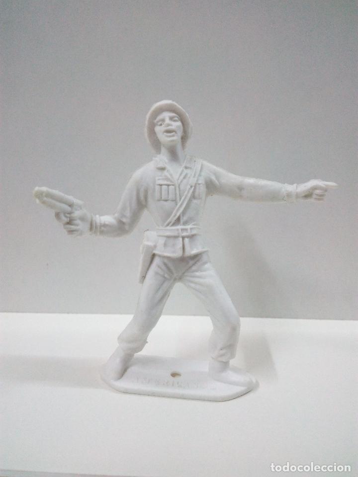 Figuras de goma y PVC: SOLDADO AMERICANO . COMANSI . MONOCOLOR - Foto 1