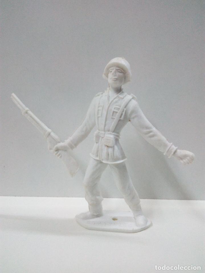 Figuras de goma y PVC: SOLDADO ESPA&Ntilde;OL . COMANSI . MONOCOLOR - Foto 1