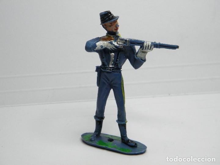 Figuras de goma y PVC: SOLDADO FEDERAL DE COMANSI - Foto 1