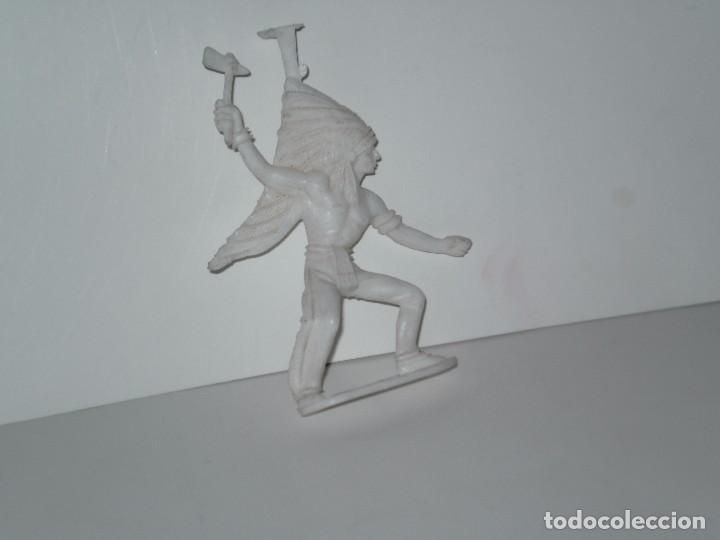 Figuras de goma y PVC: FIGURA DE INDIO COLECCIONABLE , EN PLASTICO . COMANSI . - Foto 1
