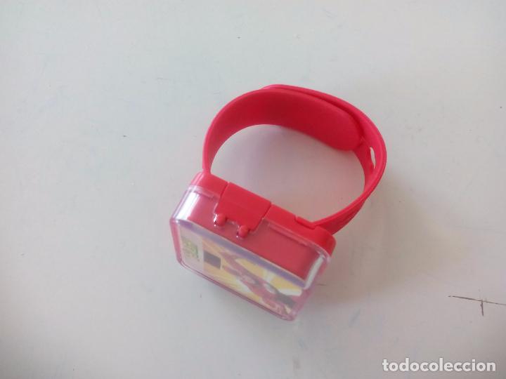 Figuras de goma y PVC: Reloj Flash. DC comics para macdonals - Foto 2