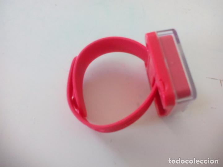 Figuras de goma y PVC: Reloj Flash. DC comics para macdonals - Foto 3