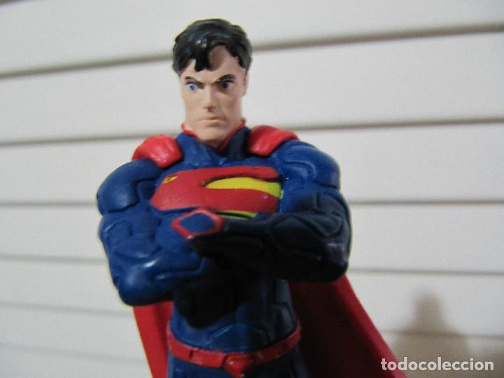 Figuras de goma y PVC: SUPERMAN SCHLEICH - Foto 2