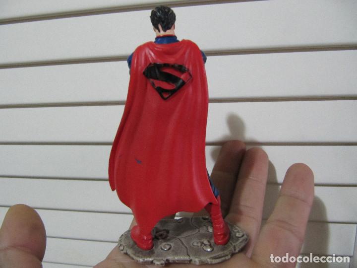 Figuras de goma y PVC: SUPERMAN SCHLEICH - Foto 4