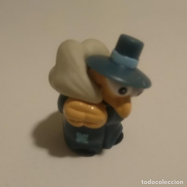 Kinder Figures: KINDER C 110 saco ladron figurita mu&ntilde;eco ferrero ratero gangster