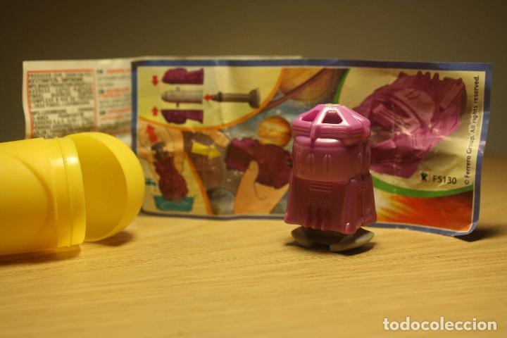 Kinder Figures: Kinder Sorpresa - Figura Huevo Kinder - Colecci&oacute;n GO MOVE Espacio - Nave pistola de agua FS130 + BPZ