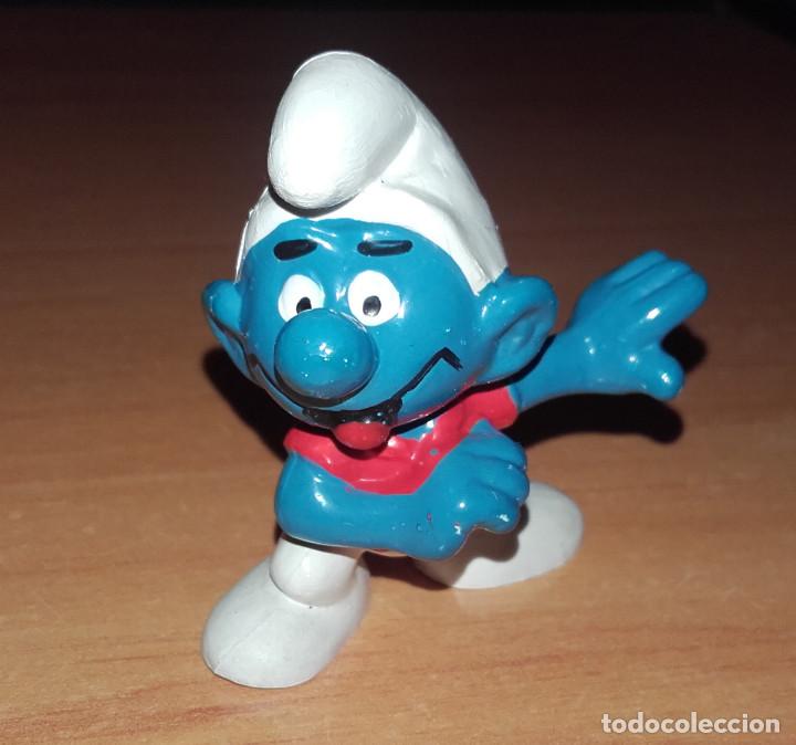 Figuras de Goma y PVC: FIGURA PITUFO CAMISETA ROJA PEYO SCHLEICH GERMANY 78