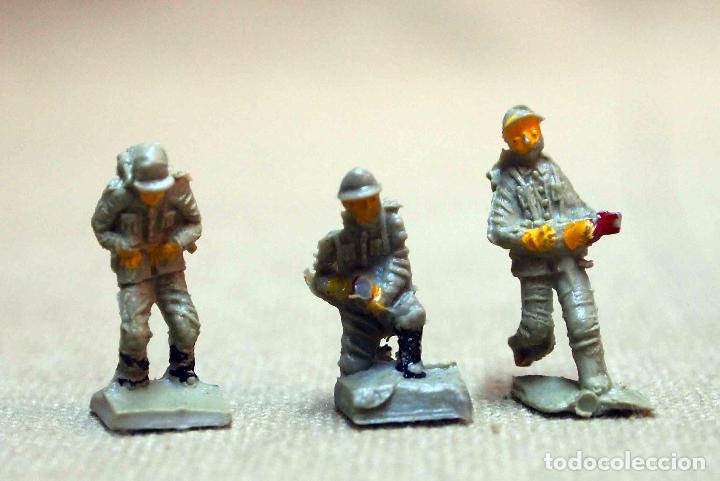 Figuras de Goma y PVC: 3 FIGURAS DE PLASTICO, FABRICADAS POR EKO, JAPONESES, ESCALA H0
