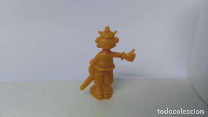 Figuras de goma y PVC: antiguo mu&ntilde;eco dunkin rui asterix - Foto 2
