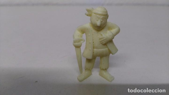 Figuras de goma y PVC: figura dunkin antigua pirata - Foto 1
