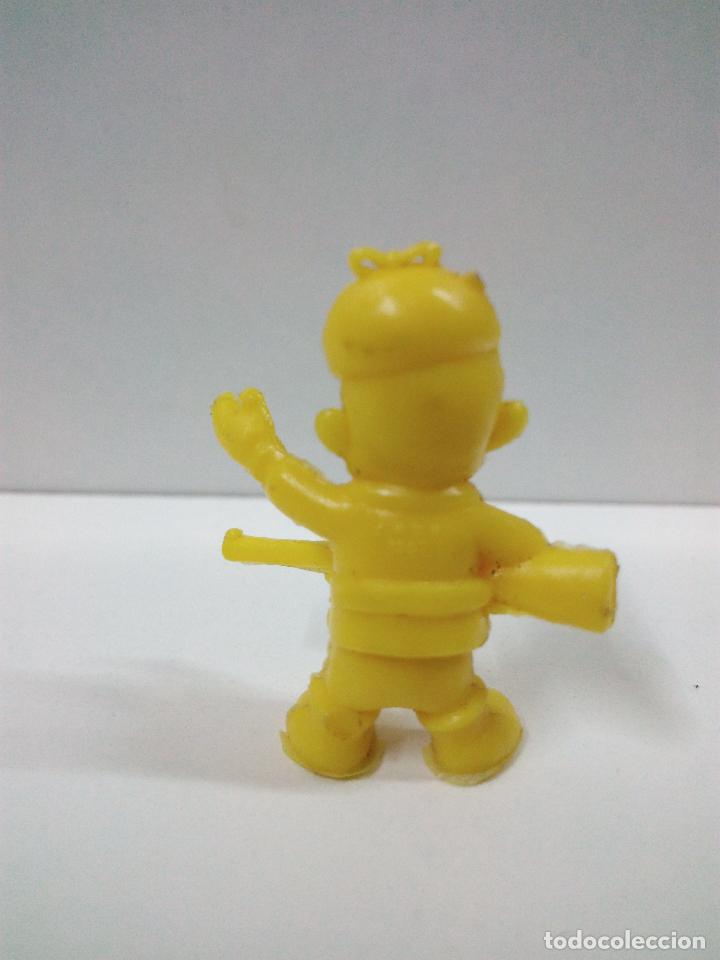 Figuras de goma y PVC: FIGURITA DUNKIN - Foto 2