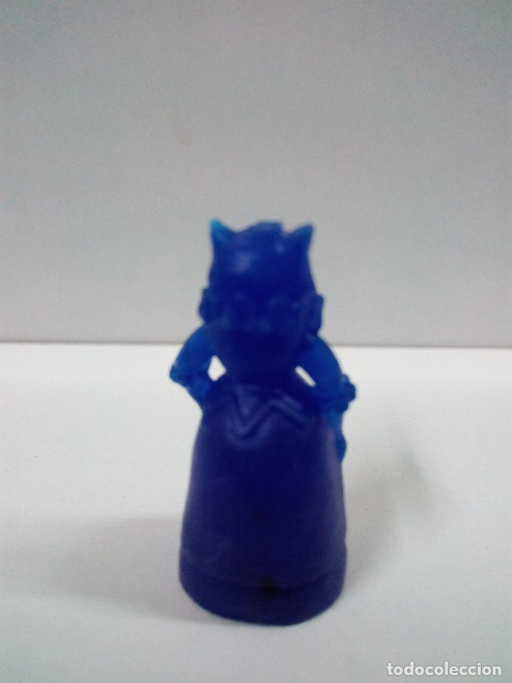 Figuras de goma y PVC: FIGURITA DUNKIN - Foto 2