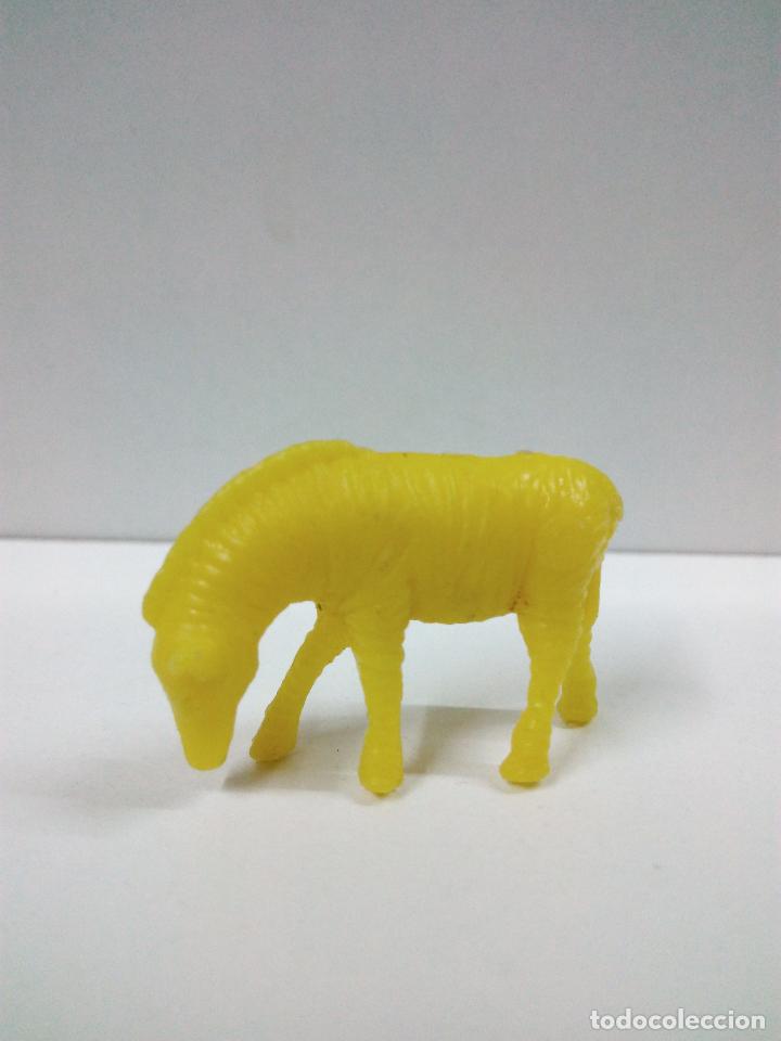 Figuras de goma y PVC: FIGURITA CEBRA . DUNKIN - Foto 2