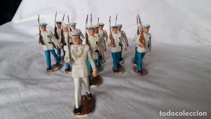 Figuras de Goma y PVC: 12 Soldados Desfile MARINA PECH - Foto 2 - 76020343