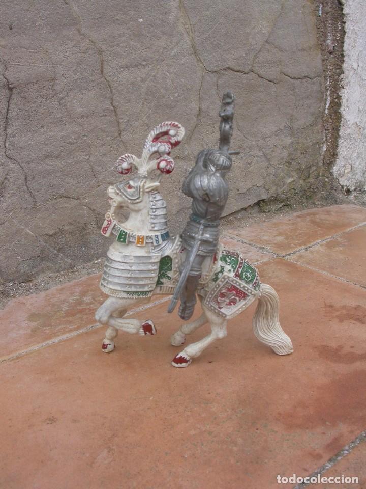 Figuras de goma y PVC: FIGURA LAFREDO - Foto 2