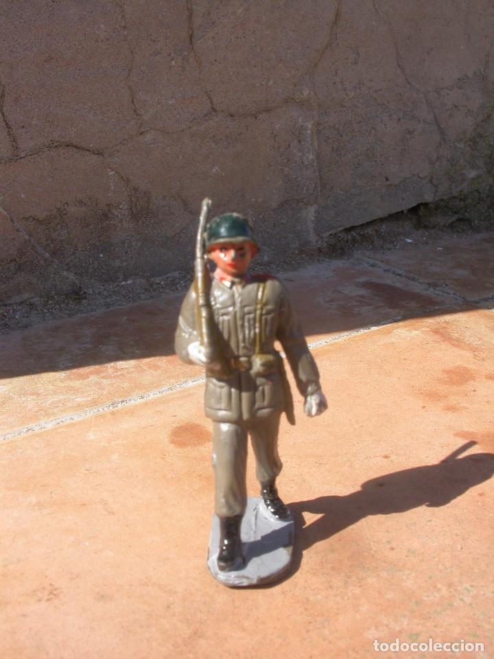 Figuras de goma y PVC: FIGURA PECH - Foto 1