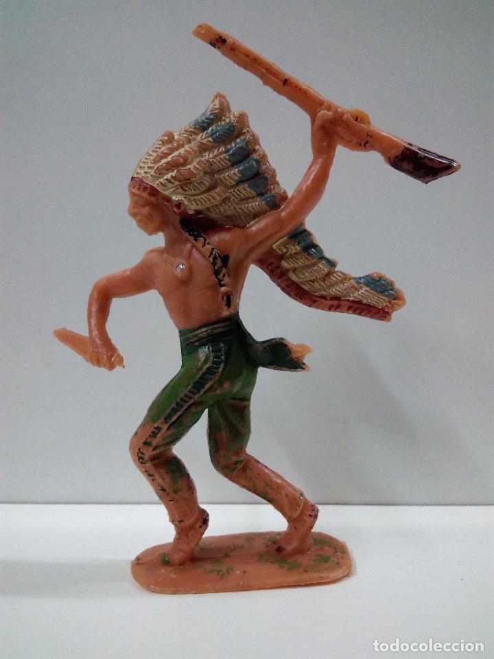 Figuras de goma y PVC: GUERRERO INDIO . - Foto 1