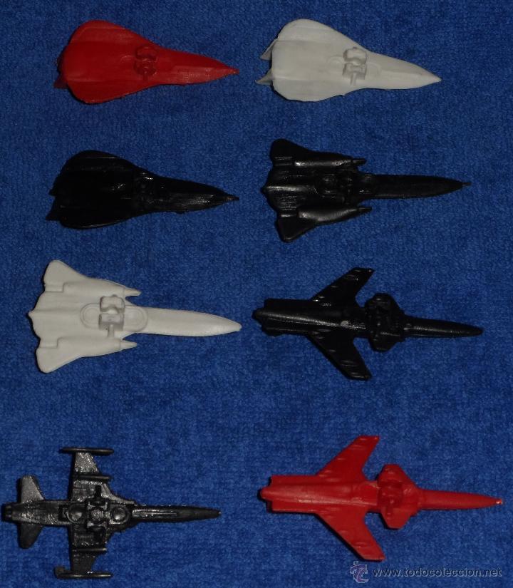 Figuras de goma y PVC: LOTE DE 8 AVIONES DE PL&Aacute;STICO PREMIUM - RING RAIDERS - PHOSKITOS (1991)