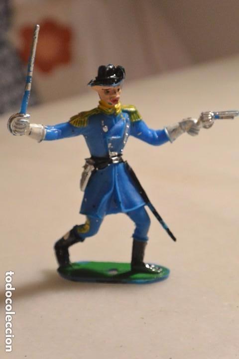 Figuras de goma y PVC: FEDERAL CON ESPADA Y PISTOLA COMANSI - Foto 1