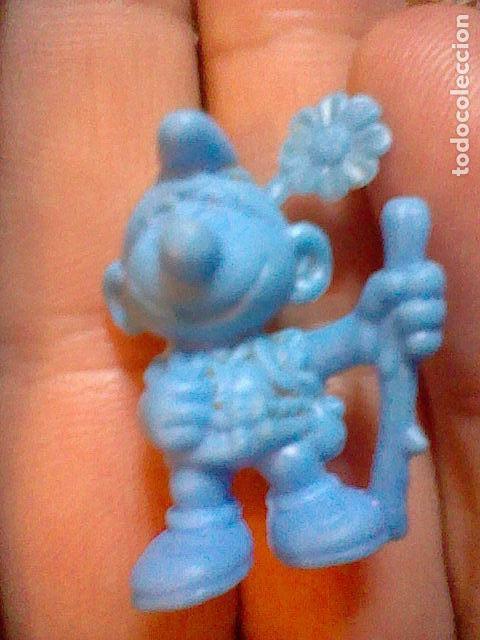 Figuras de Goma y PVC: cromo promocional pastelitos panrico chicles dunkin o similar pitufo smurfs alpinista monta&ntilde;ero