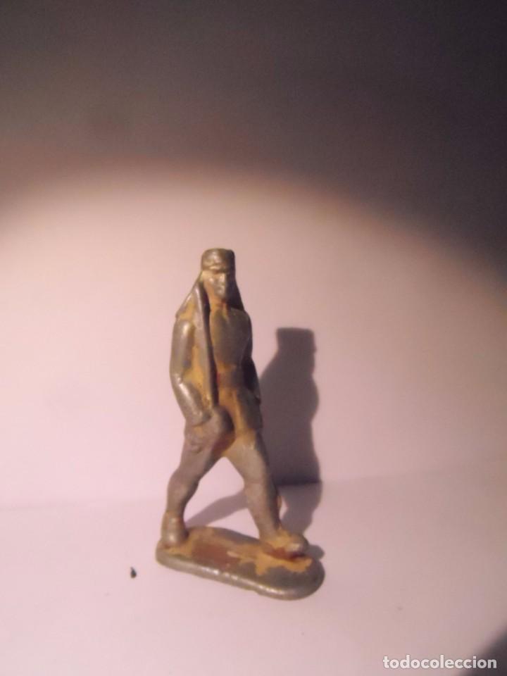 Rubber and PVC Figures: figura militar sahara juguete de metal antiguo tipo aluminio