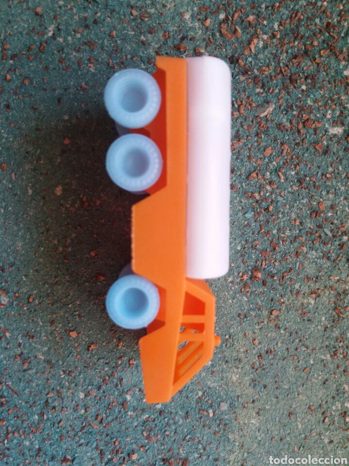 Figuras de goma y PVC: Cami&oacute;n Cisterna en Plastico. Pipero. - Foto 4