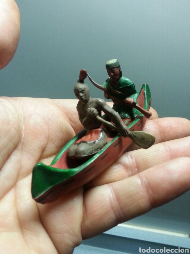 Figuras de goma y PVC: CANOA INDIOS GAMA A&Ntilde;OS 50 PECH - Foto 1
