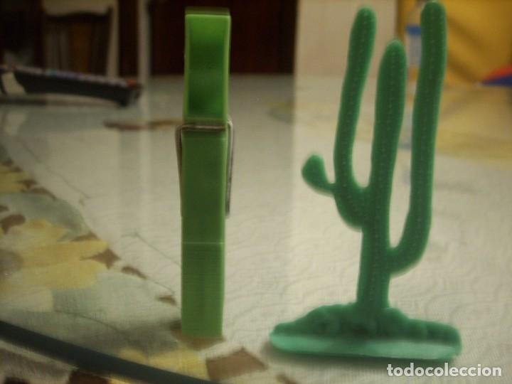 Figuras de goma y PVC: comansi jecsan - Foto 1