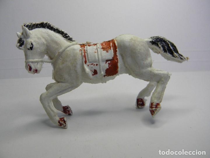 Figuras de goma y PVC: CABALLO BLANCO DE PECH - Foto 1