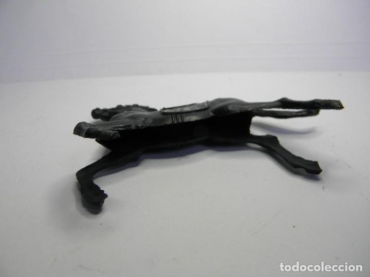 Figuras de goma y PVC: CABALLO DE LAFREDO - Foto 2