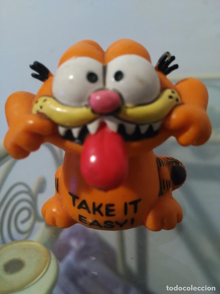 Figuras de goma y PVC: Garfield take it easy Bully 1978 1981 - Foto 1