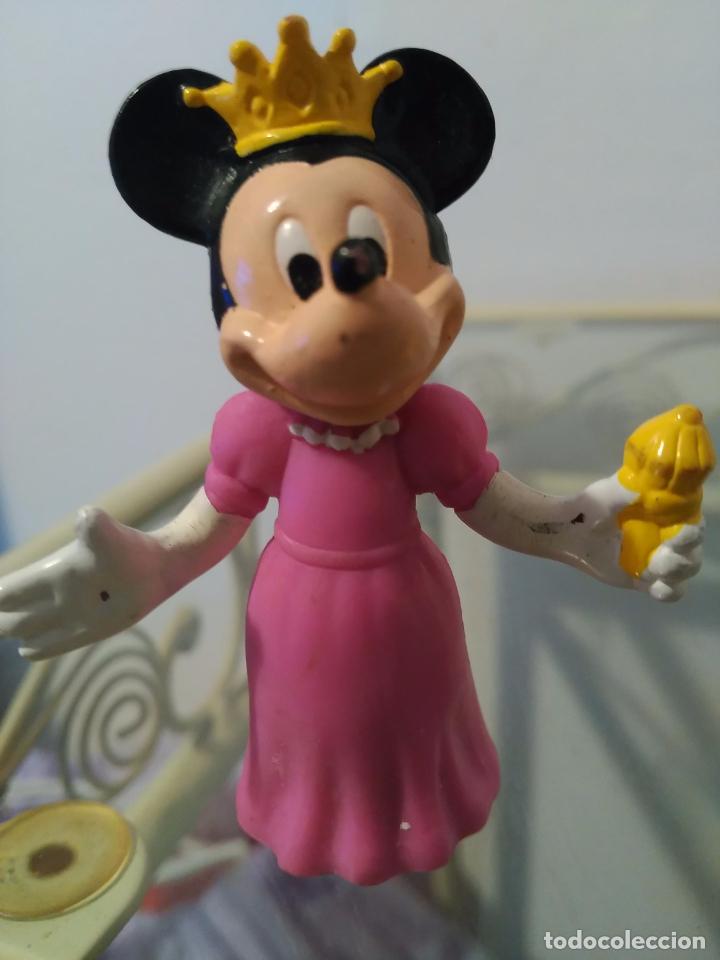 Figuras de goma y PVC: Mini minnie princesa Walt Disney - Foto 1