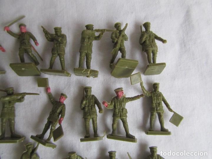 Figuras de goma y PVC: 34 soldaditos Airfix de la PGM - Foto 5