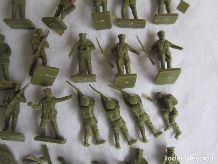 Figuras de goma y PVC: 34 soldaditos Airfix de la PGM - Foto 7