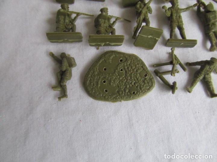 Figuras de goma y PVC: 34 soldaditos Airfix de la PGM - Foto 8
