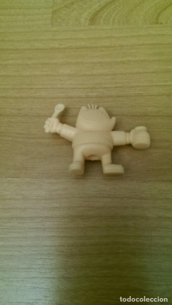 Figuras de goma y PVC: FIGURA &laquo;COBI&raquo; - Foto 1