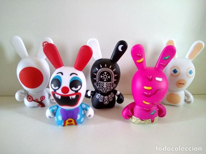 Figuras de Goma y PVC: Lote de 5 Rabbids EeeerZ Serie 1. La colecci&oacute;n Premium de Ubisoft 2012.