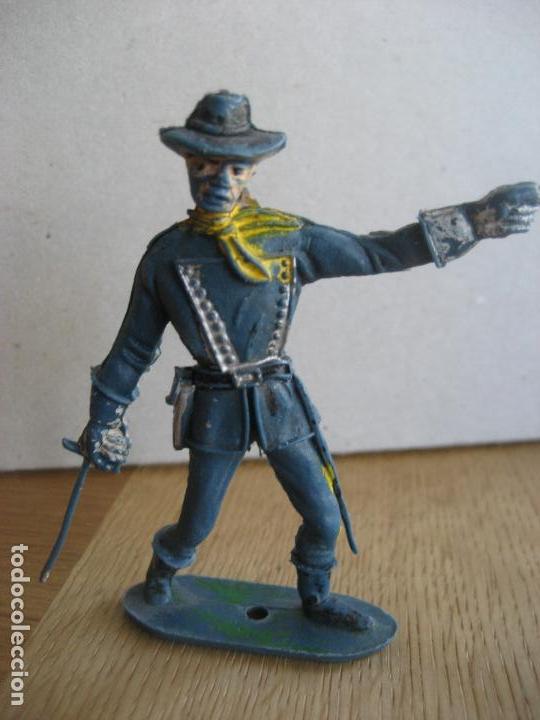 Figuras de goma y PVC: Comansi. Oficial Nordista. - Foto 1