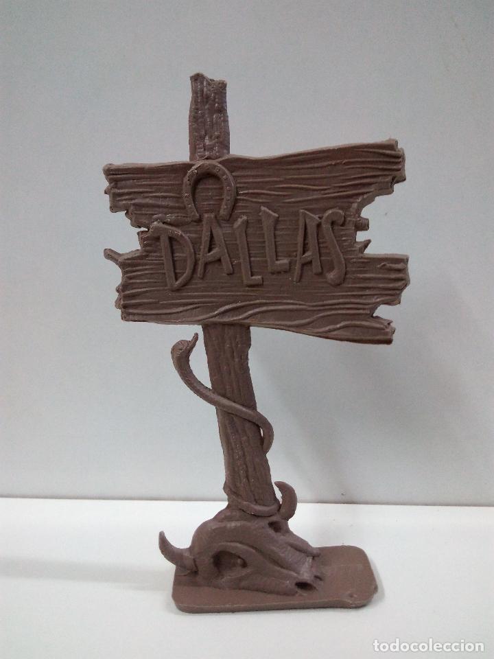 Figuras de goma y PVC: CARTEL DE DALLAS . COMPLEMENTO PARA DECORADO DEL OESTE - Foto 1