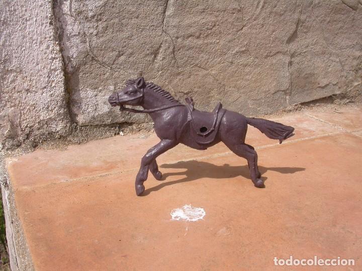 Figuras de goma y PVC: FIGURA JECSAN - Foto 1