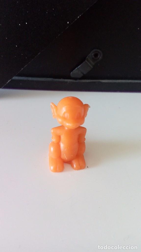 Figuras de goma y PVC: Antigua Figura Dunkin Warner. - Foto 1