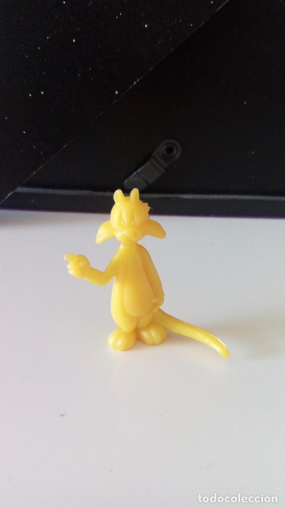 Figuras de goma y PVC: Antigua Figura Dunkin Warner. - Foto 1