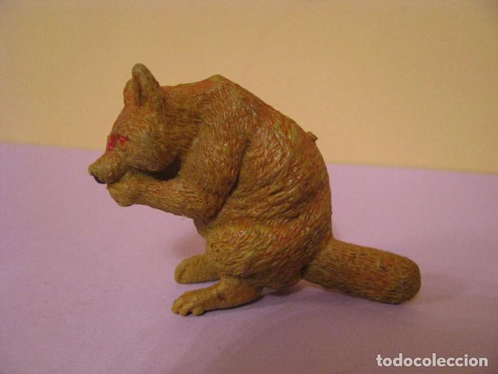 Figuras de goma y PVC: FIGURA DE IND. ARGENTINA. A&Ntilde;OS 60. INDUSTRIA ARGENTINA. NI IDEA QUE ANIMAL ES ESTE.