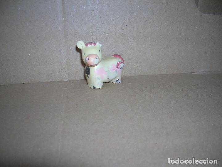Figuras de goma y PVC: Vaca ternera de Pin y Pon. - Foto 1